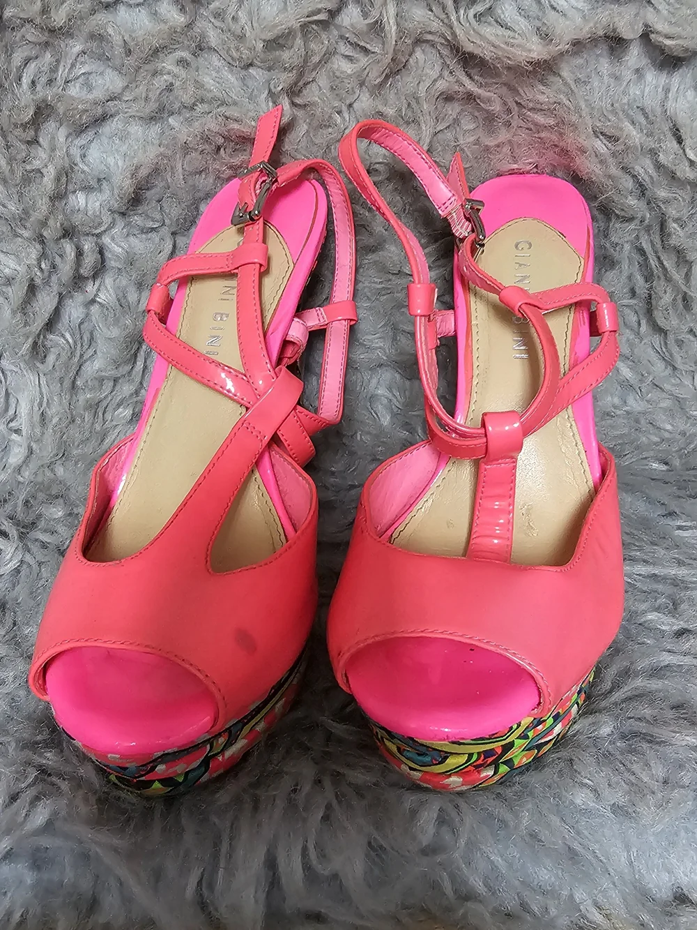 GIANNI BINI Y2K Hot Pink Platform Peep-Toe Heels Geometric Sole Size 6.5